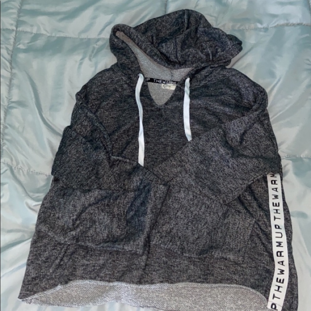 Jessica Simpson Cropped Hoodie